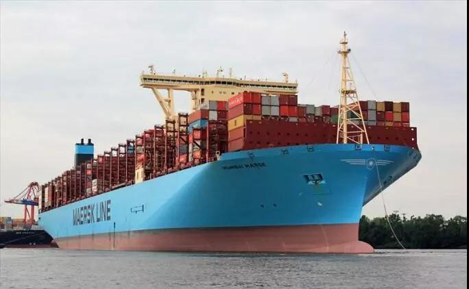 Maersk выпустила уведомление: приостановка бронирования во многих местах