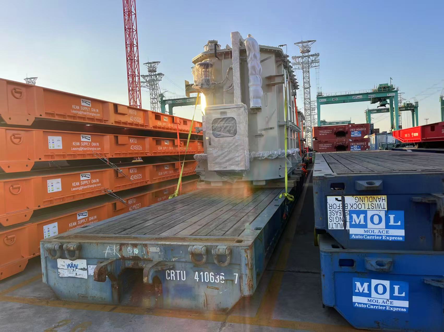 Dual transformers port handling